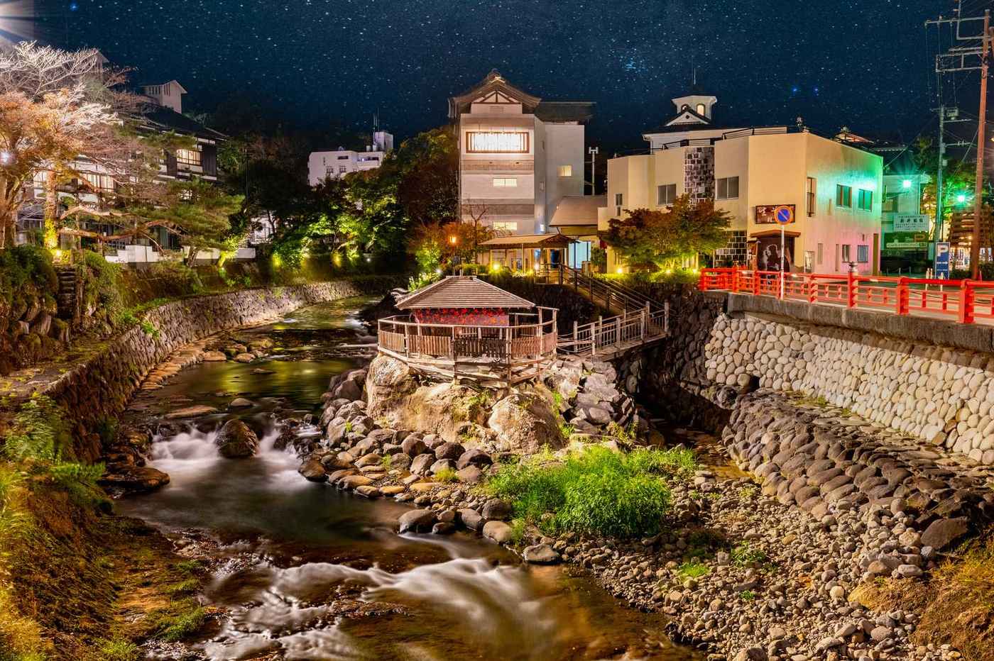 修善寺温泉街の夜景