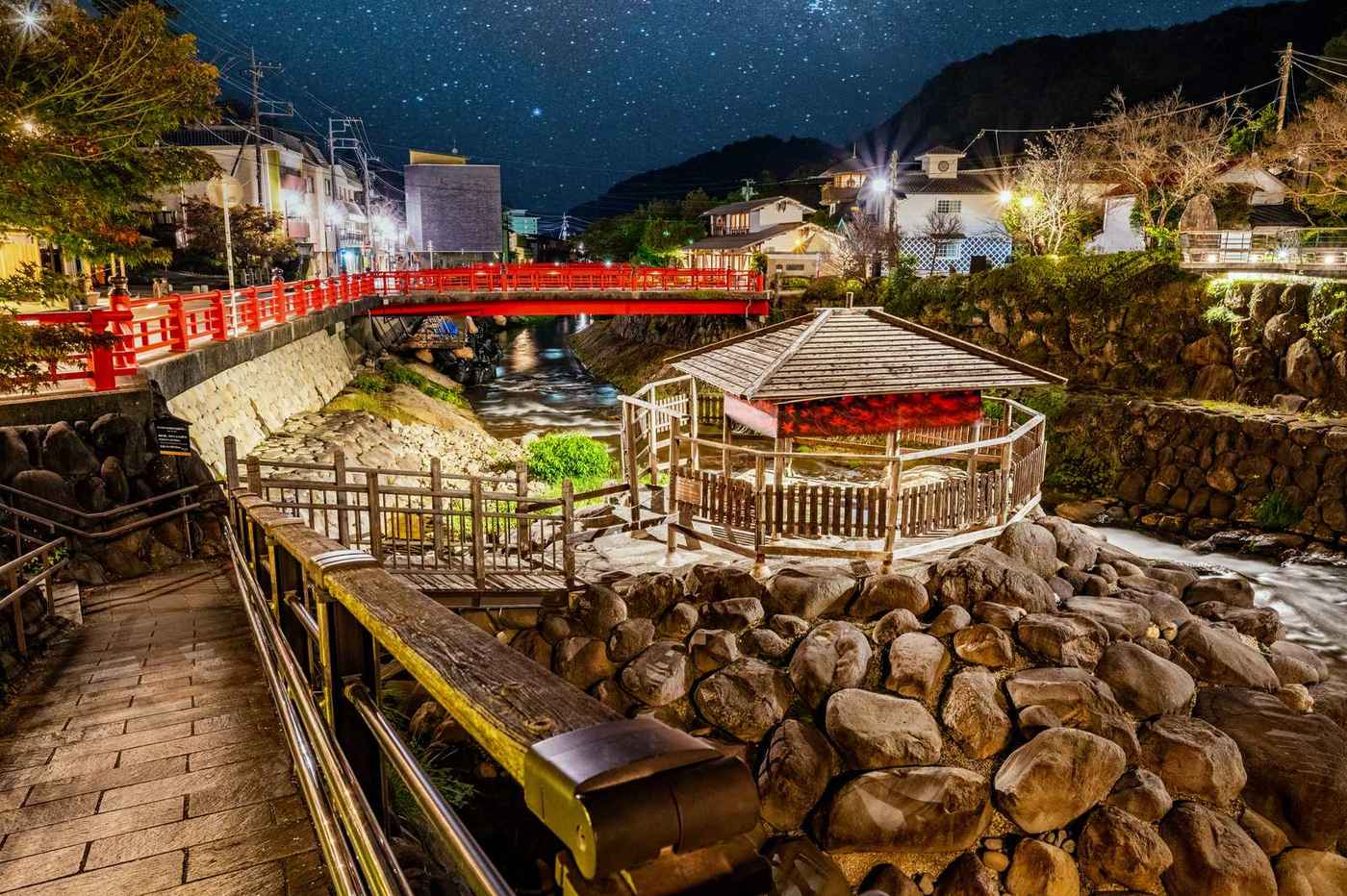 修善寺温泉街の夜景